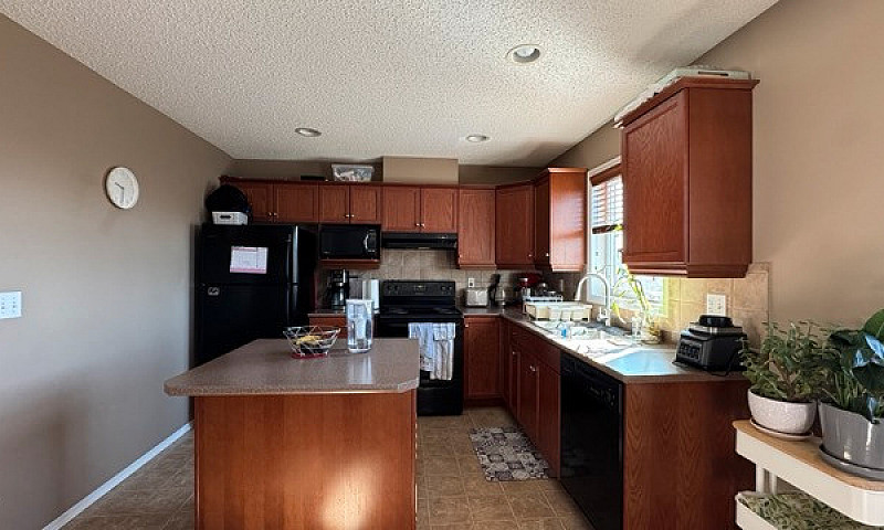 **Bright 3Bed 2.5Bat...