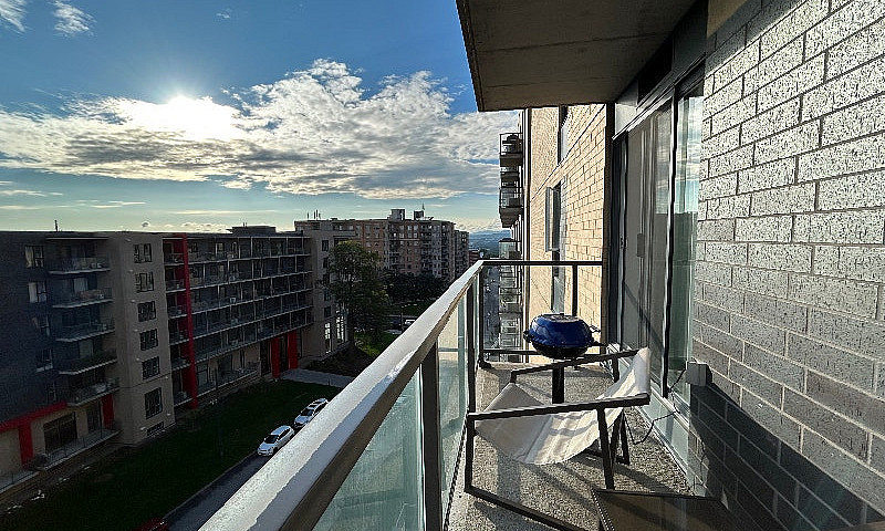 Appartement 5 1/2 À ...