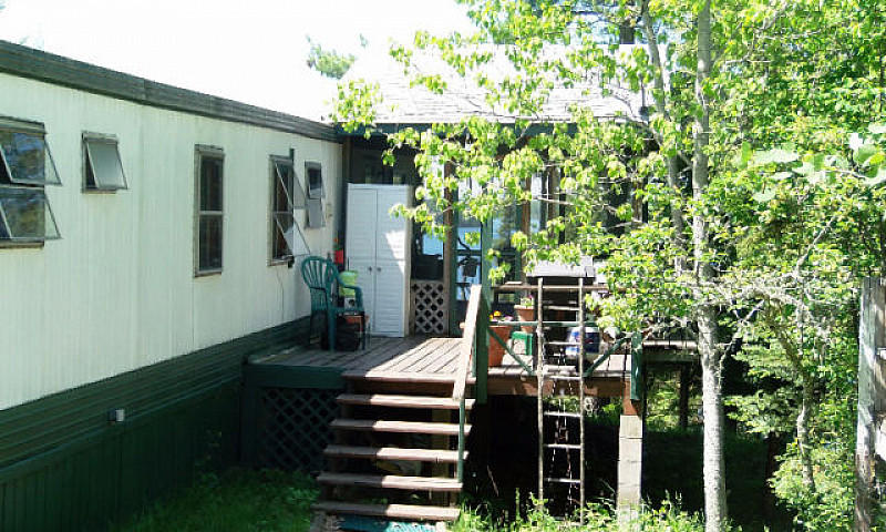 Mobile Home/Cottage ...