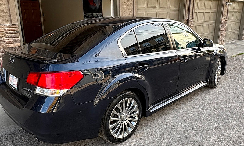 Rare 2012 Subaru Leg...
