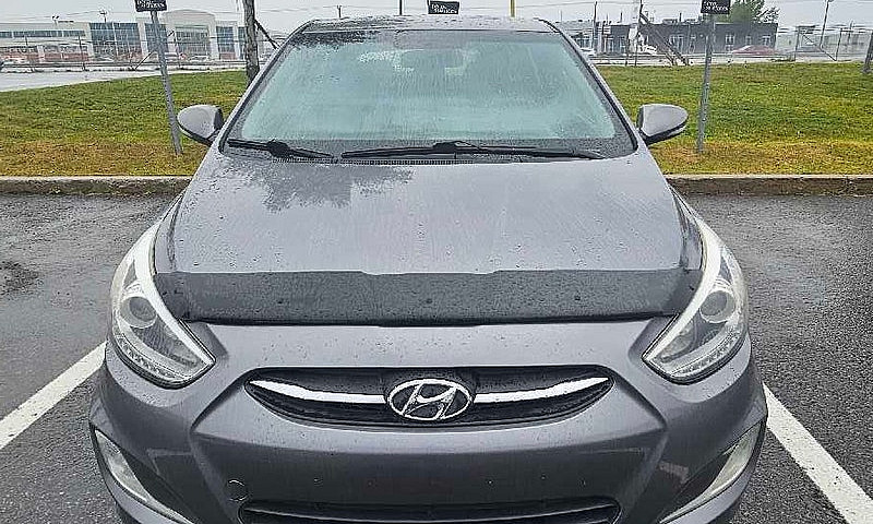 Hyundai Accent 2015...