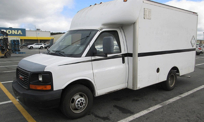 2008 Gmc Cube Van - ...
