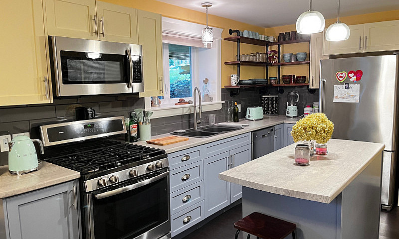 Lakeside 1 Bedroom U...