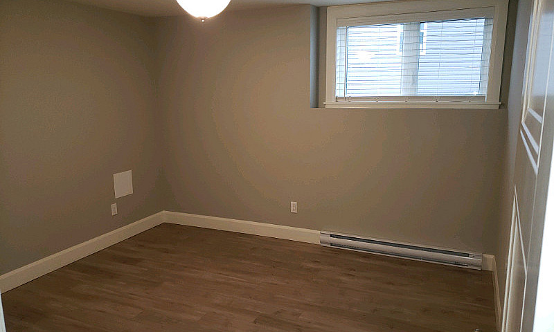 Like New 1 Bedroom, ...