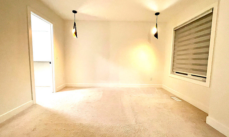 Room For Rent...