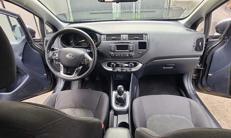 Kia Rio Lx...