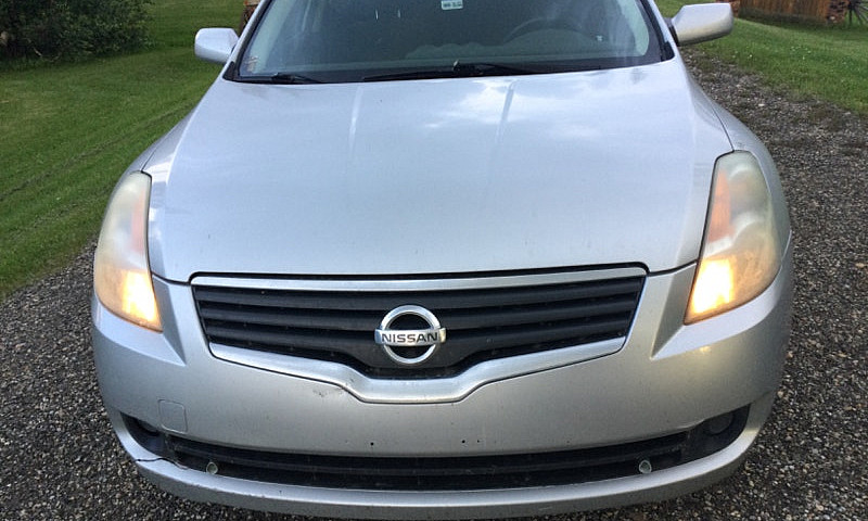 2008 Nissan Altima...