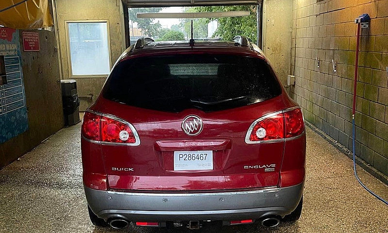 2011 Buick Enclave A...