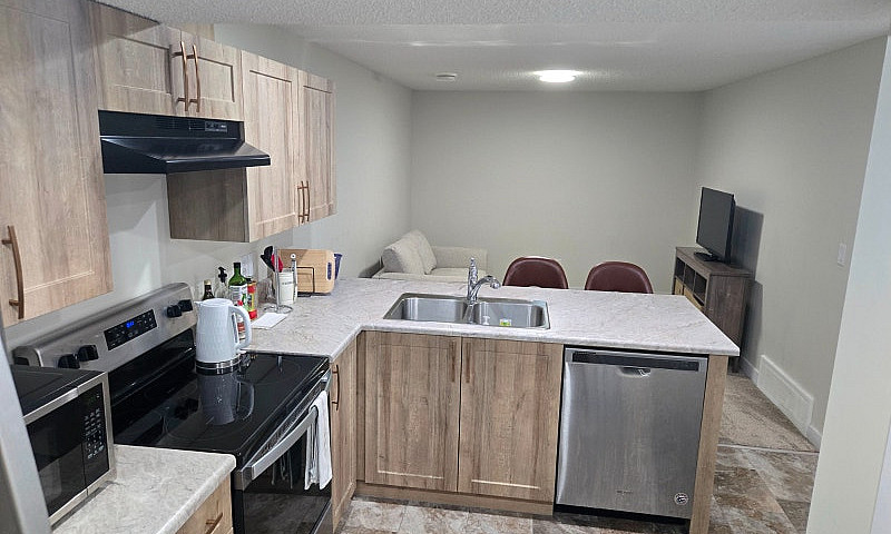 Furnished 1 Bedroom ...