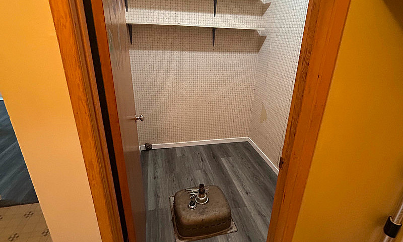 Large, Renovated 2 B...