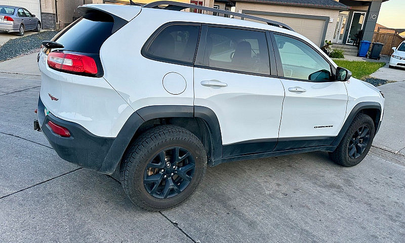 2015 Jeep Cherokee T...