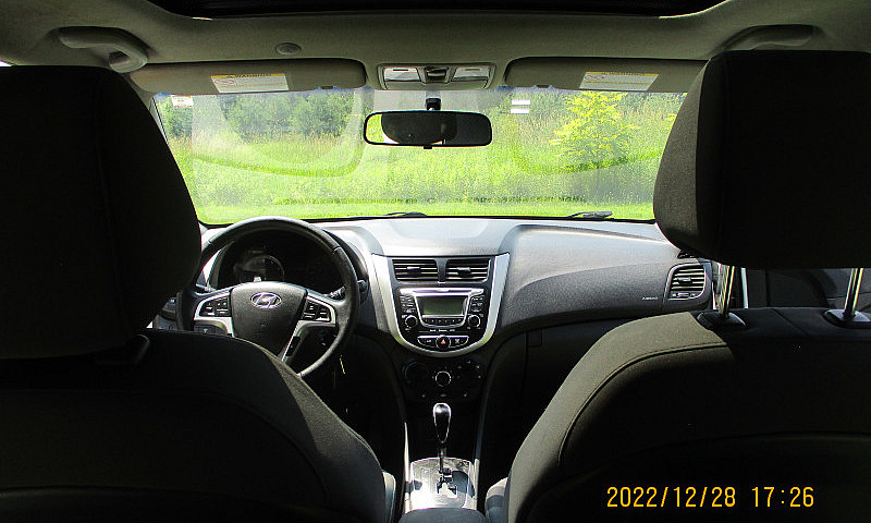 2012 Hyundai Elantra...