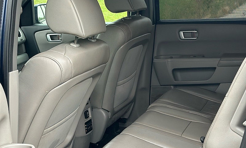 Honda Pilot 2014 Tou...