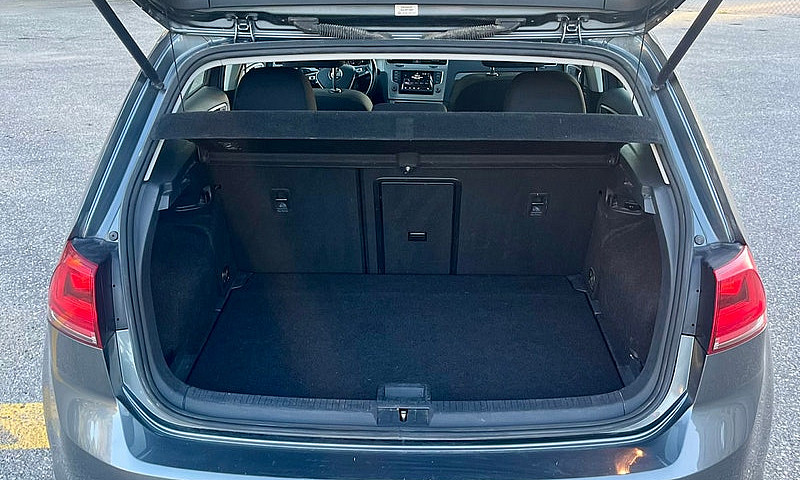 2015 Volkswagen Golf...
