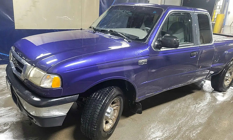 2001 Mazda B3000 Pic...