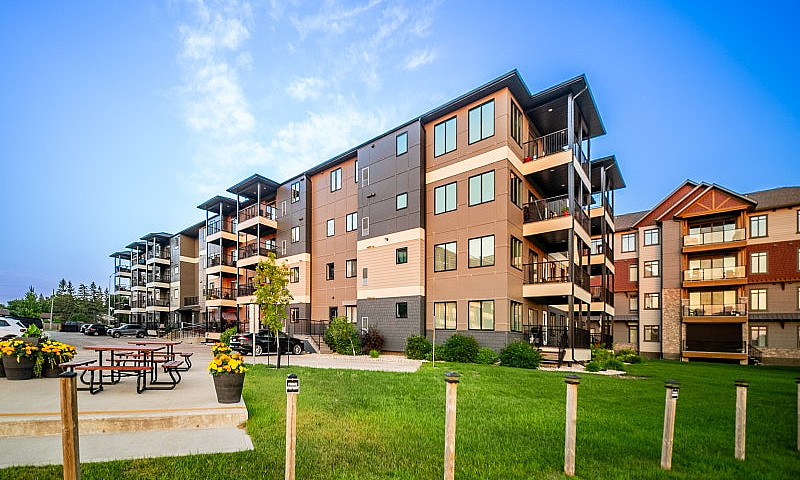 River Front 2 Bed 2 ...