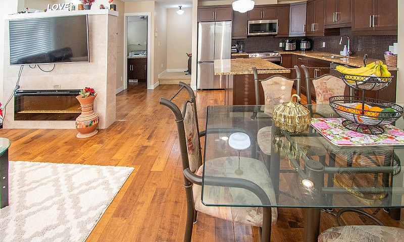 3 Bedroom Plus 2.5Ba...