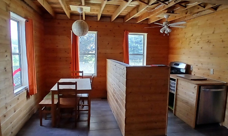 Cozy, Rural Farmhous...