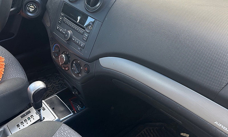 2009 Chev Aveo...