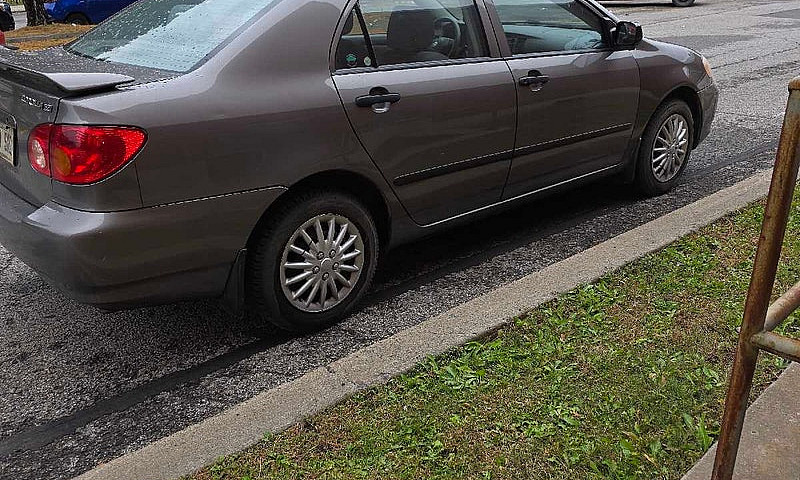 Toyota Corolla 2003...
