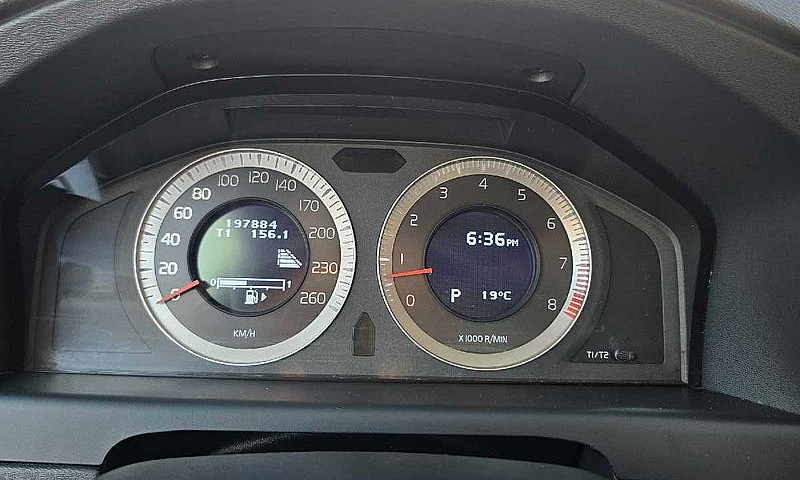 2010 Volvo S80 T6...