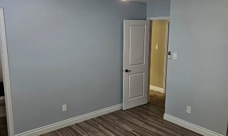 3 Bed 1.5 Bath Apart...