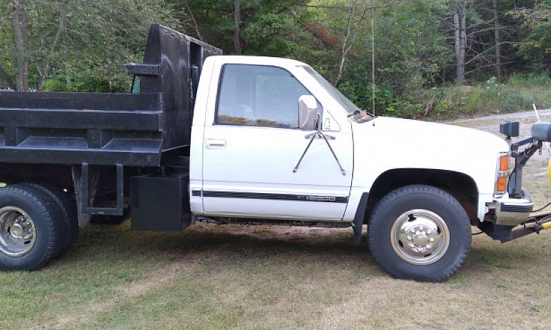Gmc 4X4 Dump Plow Tr...