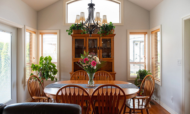 3 Beds 2.5 Bath Hous...