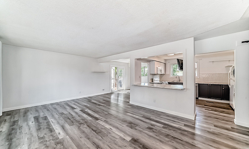 6 Bdr House In Lynwo...