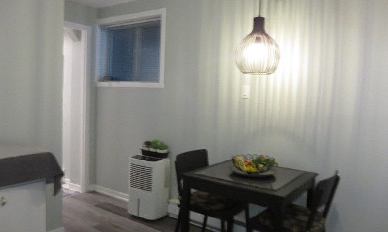 Superbe 3½ Meublé – ...
