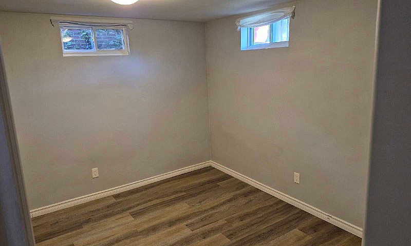 Clean & Spacious 2-B...