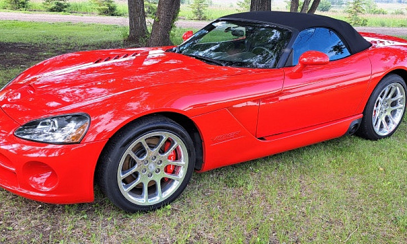 2005 Dodge Viper Srt...