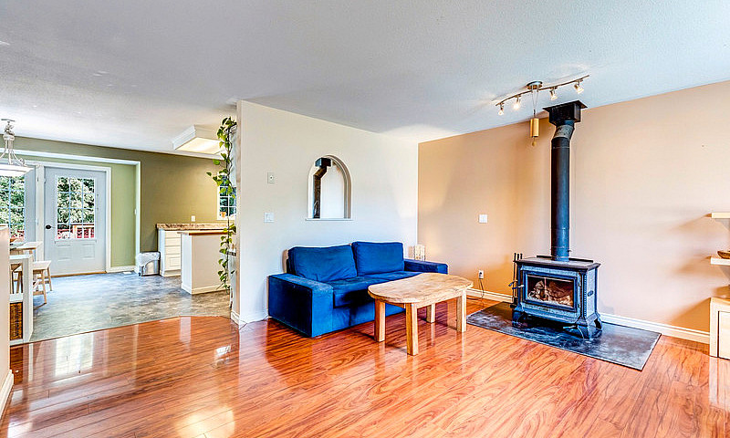 7 Magpie Road | 4 Be...