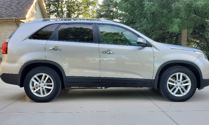 2015 Kia Sorento Fwd...
