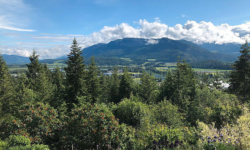 35 Acres In The Okan...