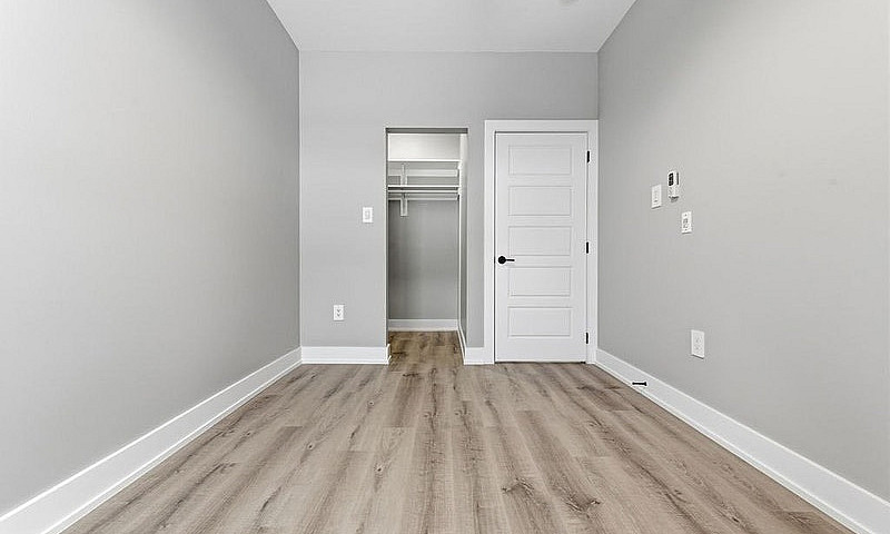 Secure One Bedroom P...