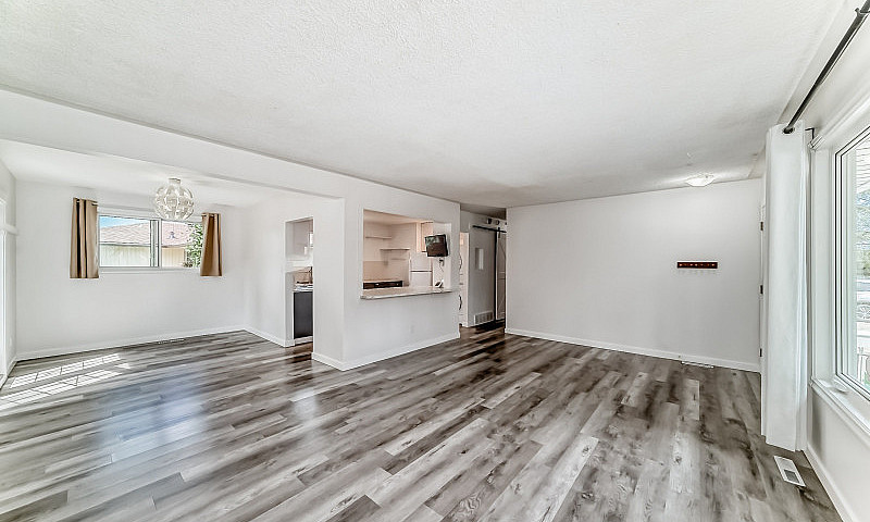 6 Bdr House In Lynwo...