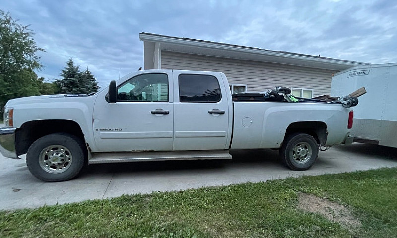 2008 Chevy 2500 Dura...