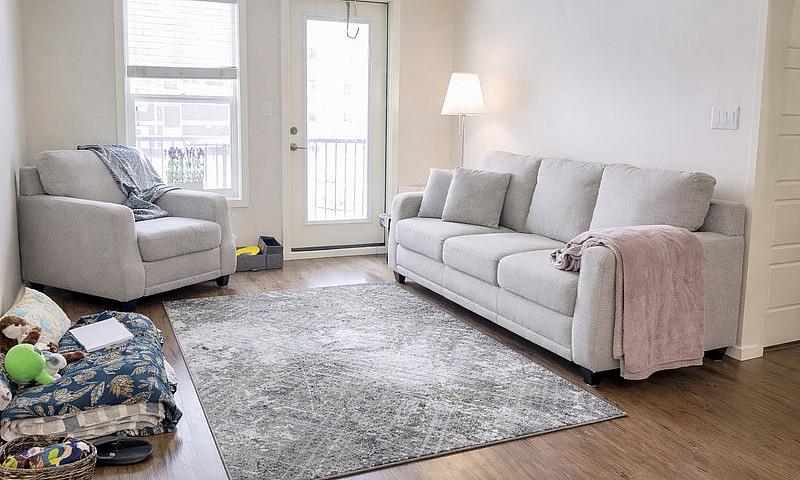 Spacious Bedroom Wit...