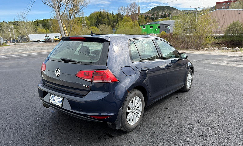 2016 Volkswagen Golf...
