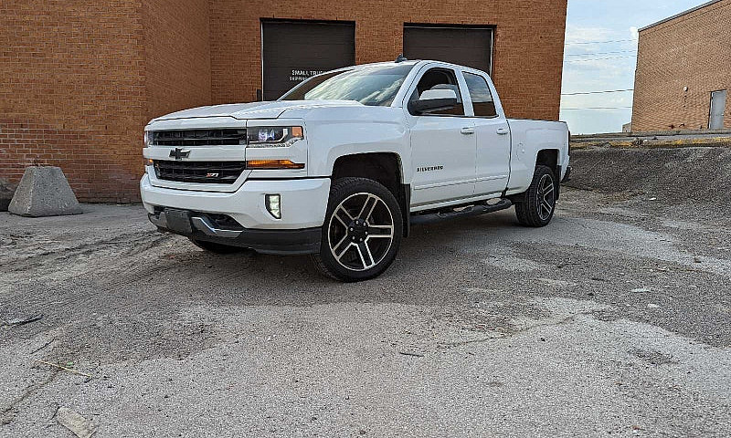 2017 Chevrolet Silve...