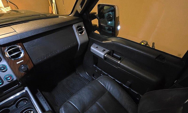 2013 Ford F-350 Lari...