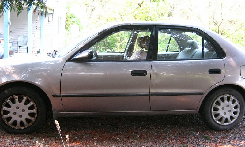 1998 Corolla. Great ...