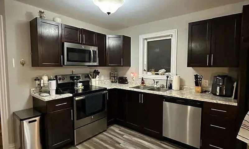 Cozy & Spacious 1-Be...