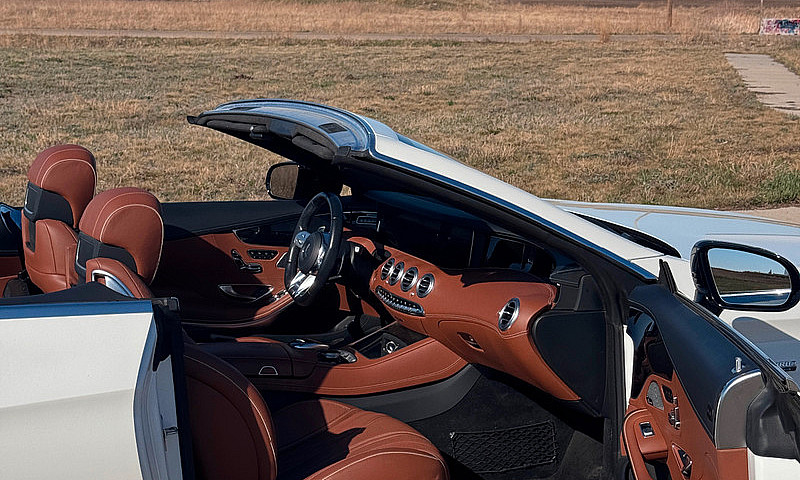 2019 Mercedes Amg S6...