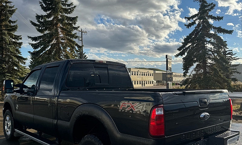 2014 Ford F-350 Lari...