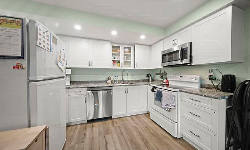 Walnut Grove 2 Bed, ...