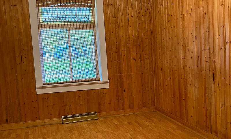 3Bed/1Bath House Int...