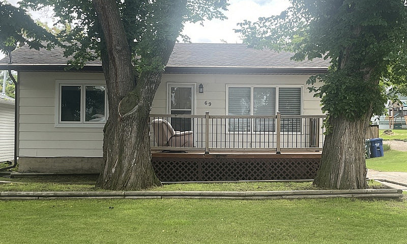 House For Rent ...
