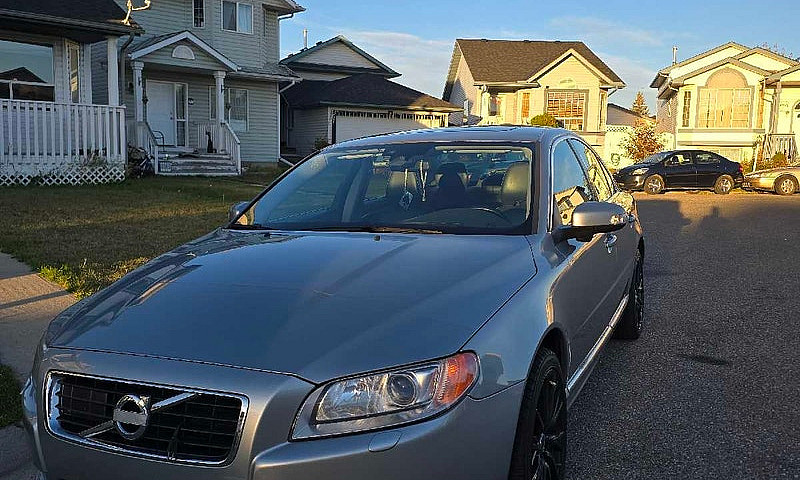 2010 Volvo S80 T6...